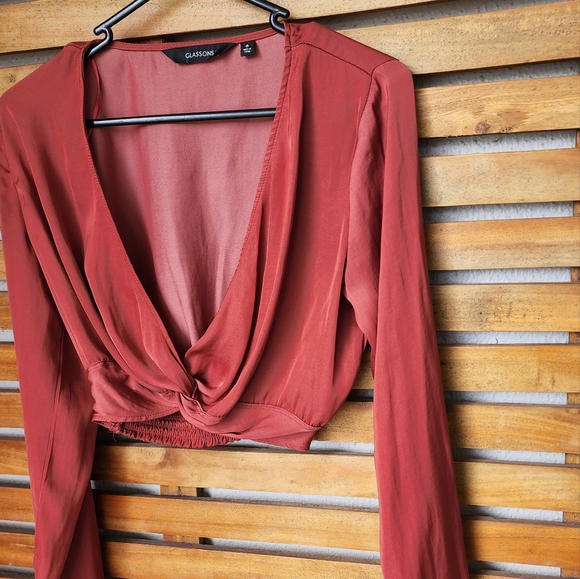 Glassons Tops - GLASSONS long sleeve cropped size 6